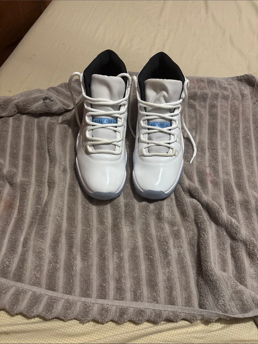 Jordan 11s